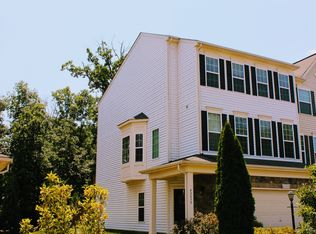 42439 Patrick Wayne Sq, Ashburn, VA 20148