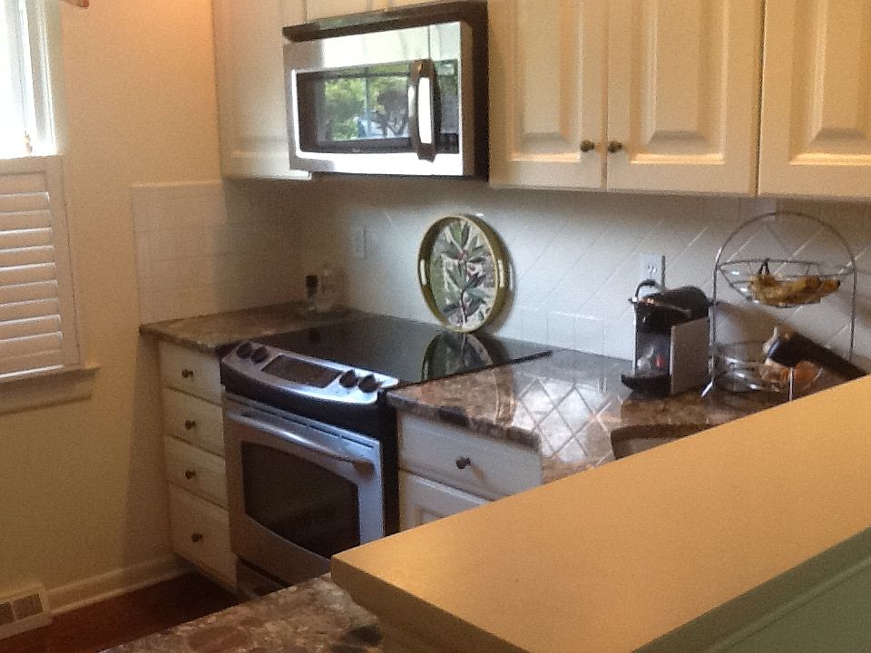 2nd image of 61 Heritage Hill Rd