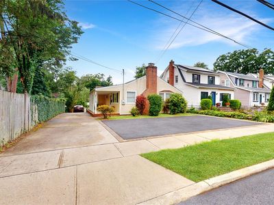 2150 Grove Street, Baldwin, NY, 11510