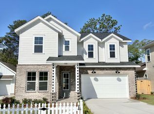 705 Reindeer Rd, Niceville, FL 32578