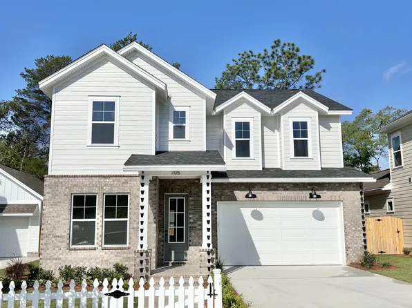 705 Reindeer Rd, Niceville, FL 32578