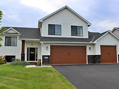 6761 93rd St S, Cottage Grove, MN, 55016
