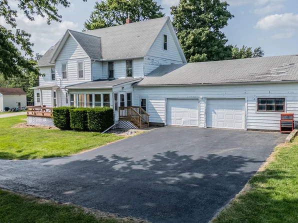 223 Providence Rd, Buda, IL 61314