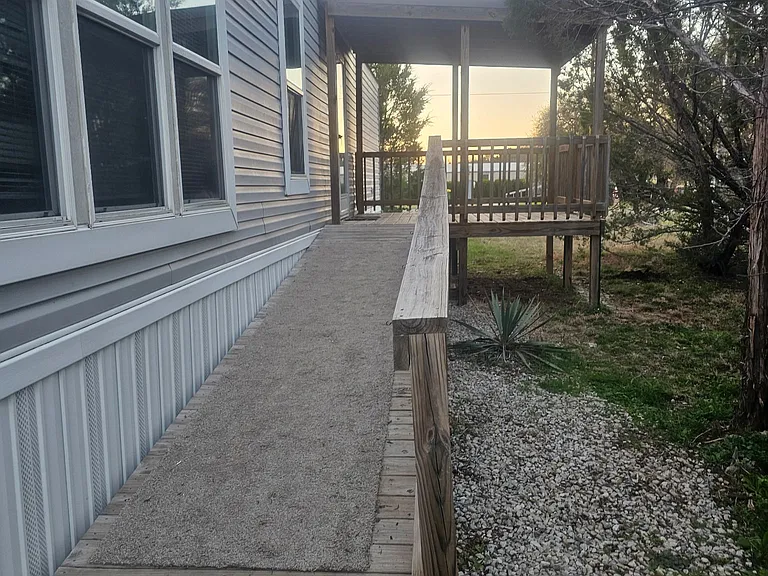 2604 Dove Trl — Photo 4