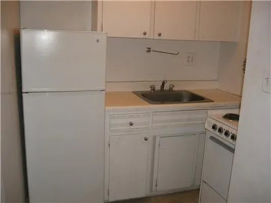 Rented by Luxor Homes & Investment Realty | media 21