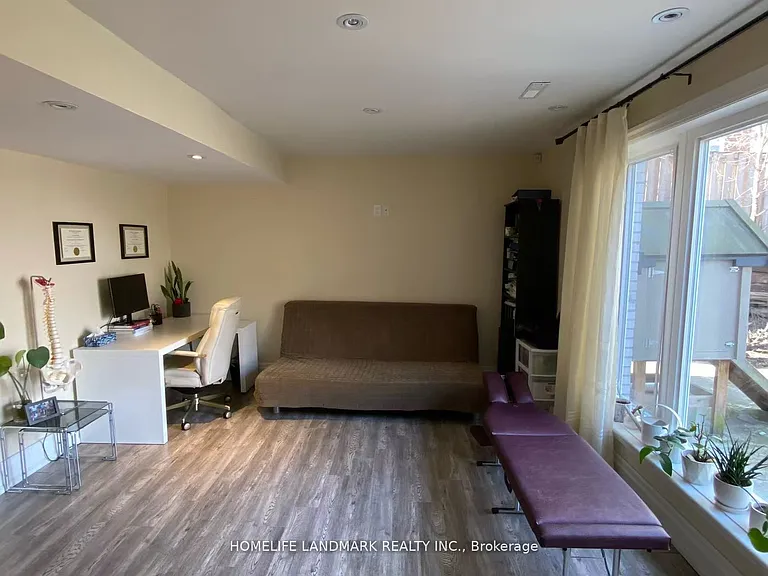 120 Argonne Cres #BASEMENT — Photo 8