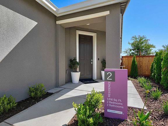 Vida Residence 2 Model Home