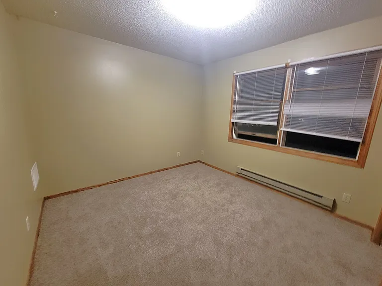 704 8th St N #2 — Photo 3