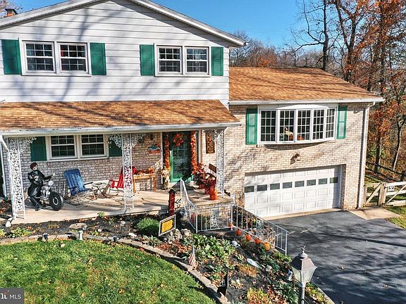2nd image of 1140 Kalreda Rd