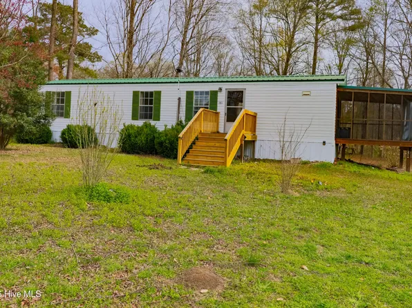 381 Washington Creek Drive, Willard, NC 28478