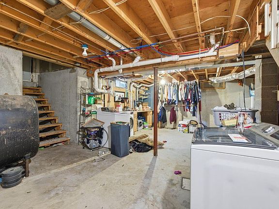 2nd image of 93 Woodland Road