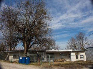 419 Twin Hills Rd, Locust Grove, OK 74352