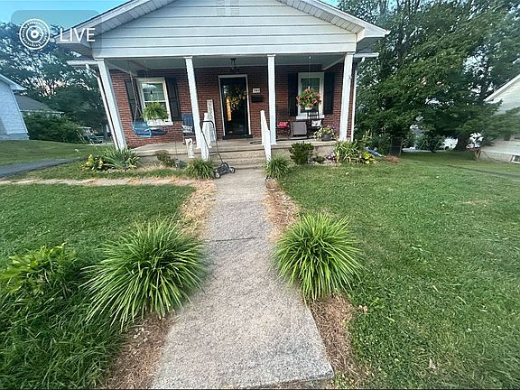 2nd image of 202 Church St