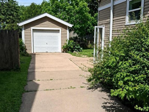 5th image of 4321 N Murray AVENUE