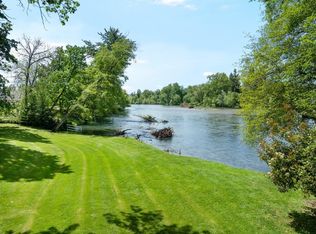 1427 Highway 234, Eagle Point, OR 97524