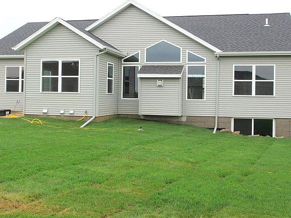 4th image of 1655 Stone Creek Cir