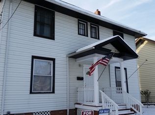 106 N Chapel St, Waukegan, IL 60085