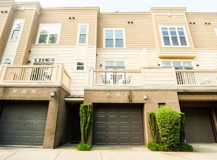 239 N Dotger Ave APT F5, Charlotte, NC 28207
