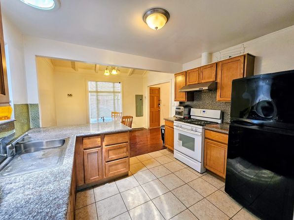 3422 Alexander Ct #A