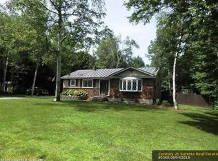 29 Everett St, Oakland, ME 04963