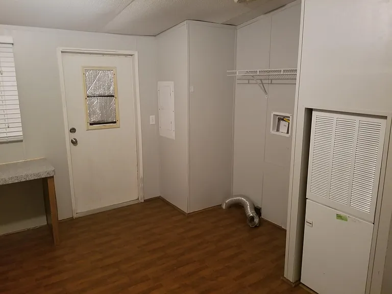 Laundry/Mud room