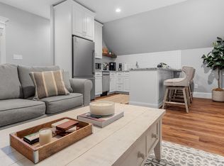 109 Grosvenor Dr, Raleigh, NC 27615