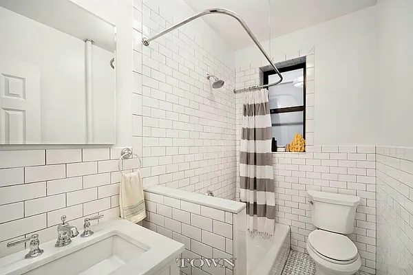 Sold by Town Residential | media 26