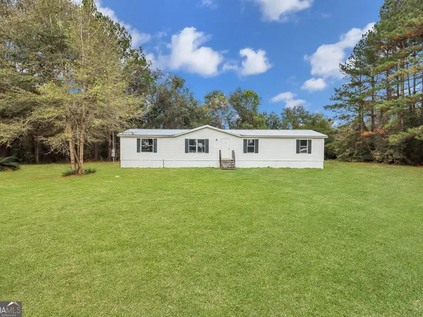 96 Pump Rd, Jesup, GA 31545