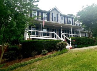 2895 Valley Ct, Loganville, GA 30052