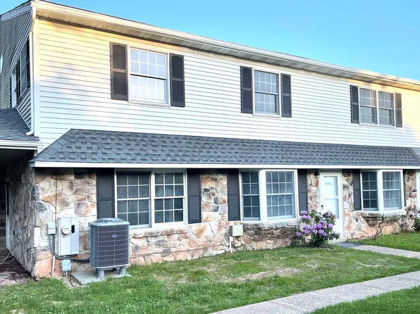 1901 Whitpain Hls, Blue Bell, PA 19422