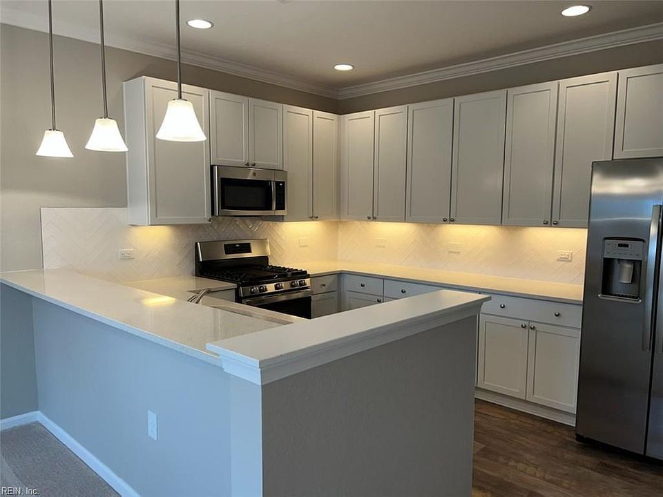 1st image of 1728 Dresdon Ln