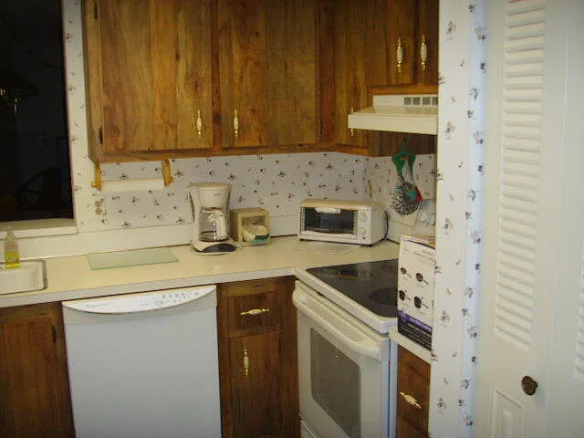 15 Willowbrook Ln #204 — Photo 11