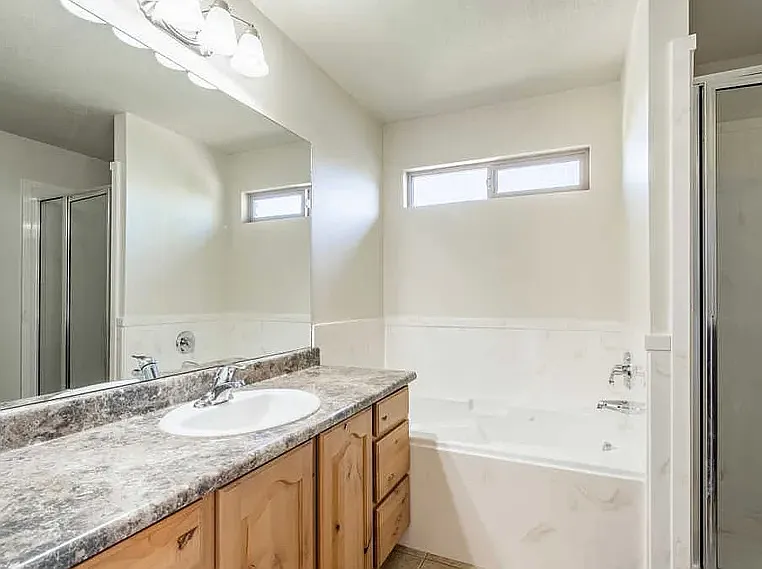 1706 W Renaissance Way