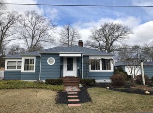51 Berkley St, Dartmouth, MA 02747