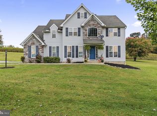 8290 Woodbine Rd, Airville, PA 17302