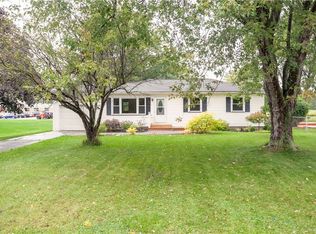 413 N Greece Rd, Hilton, NY 14468