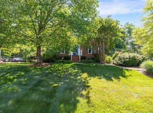 5053 Cobblestone Rd, Winston Salem, NC 27106