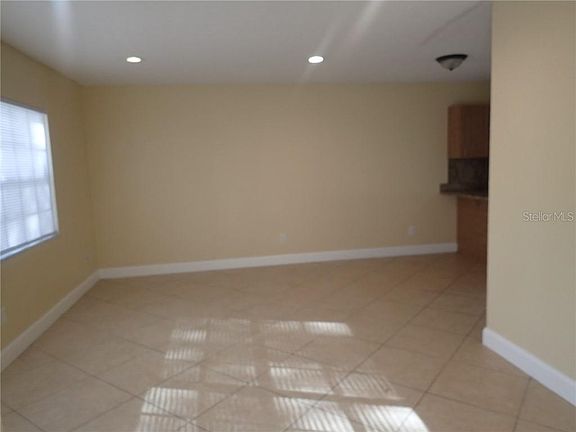 5th image of 6506 Julie St