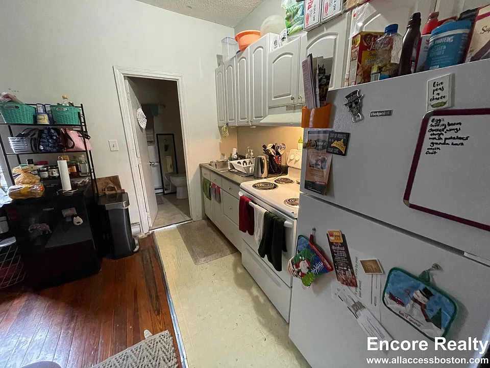 892 Huntington Ave #7