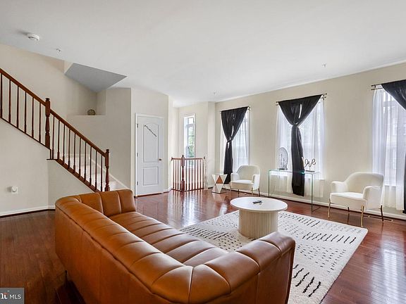 3rd image of 9623 Westerdale Dr