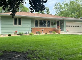 240 15th St SW, Owatonna, MN 55060