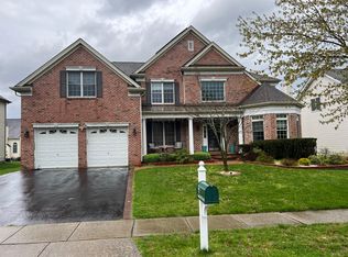 77 Renfield Dr, Princeton, NJ 08540