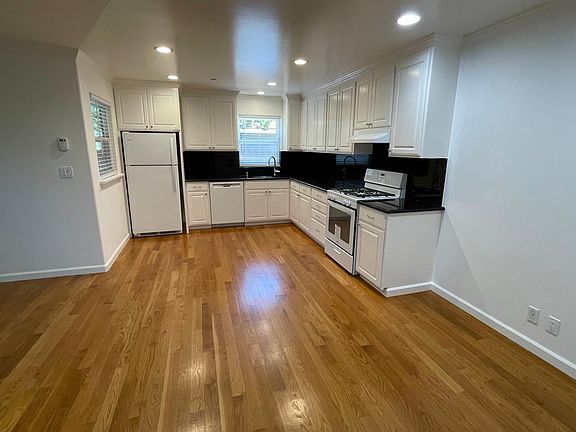 5th image of 1446 Kentfield Ave