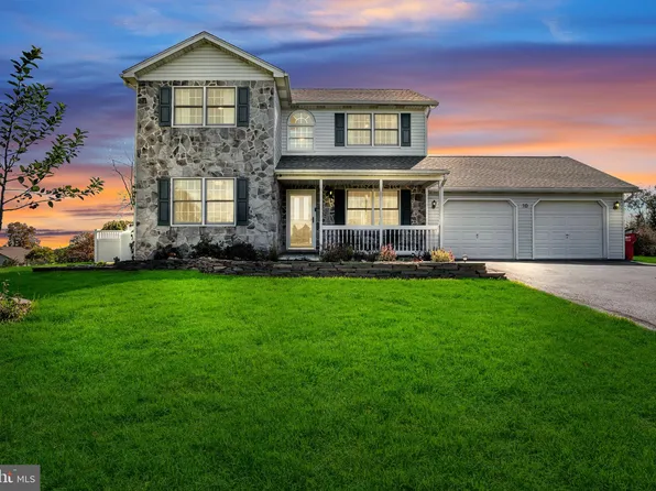 10 Center Rd, Newville, PA 17241