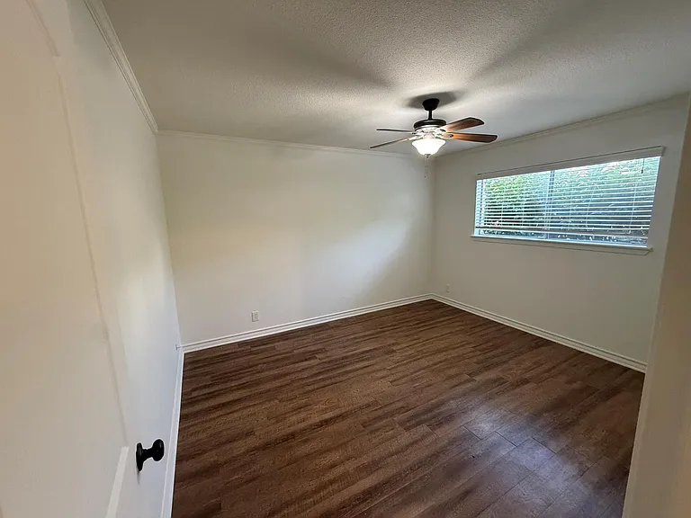 509 Cedar Dr #102 — Photo 6