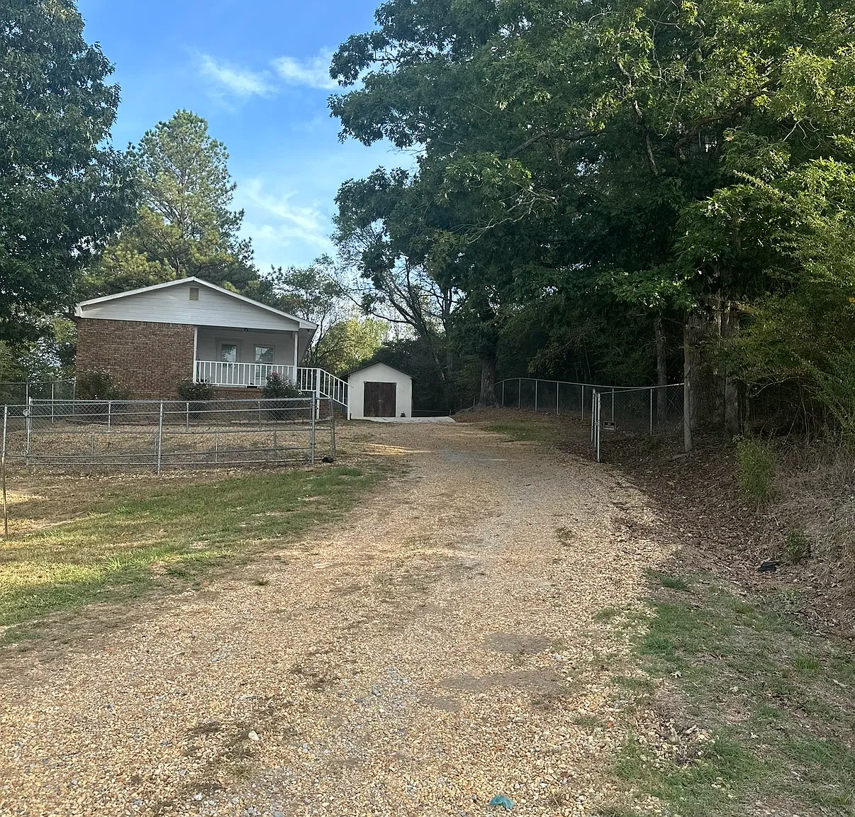 2 bed, 1.5 bath, 982 sqft, $900 — Photo 1
