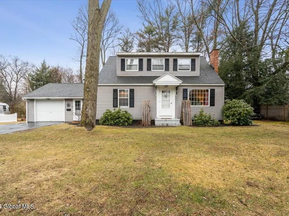 135 Willow Lane, Glenville, NY 12302
