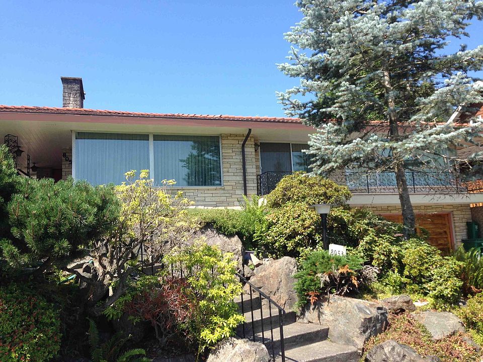 1st image of 8053 Lakemont Dr NE