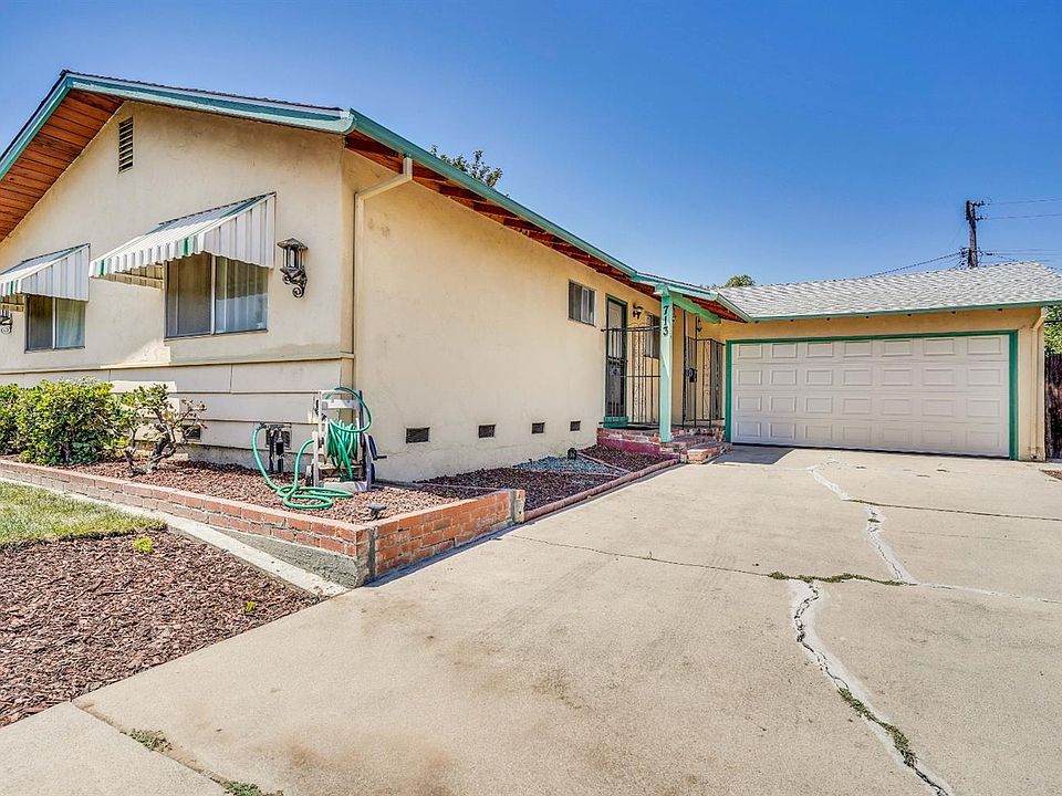 1st image of 713 Elaine Dr