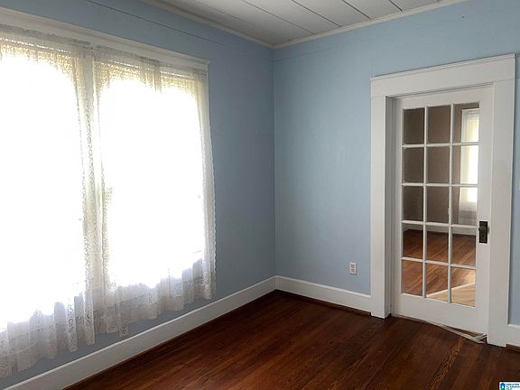 5th image of 5608 Avenue K